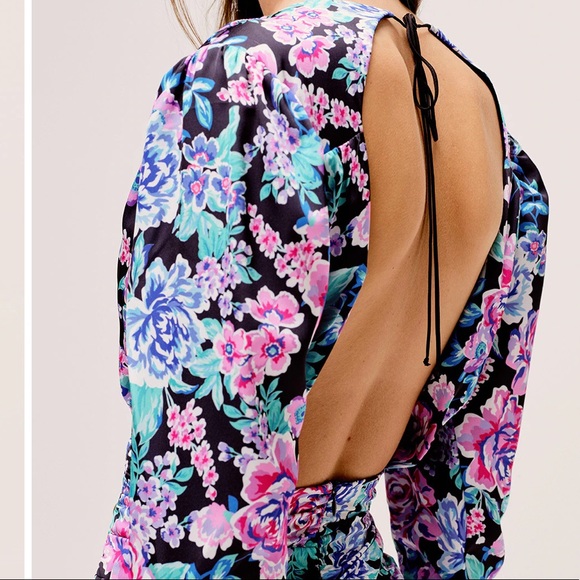 NWT FOR LOVE & LEMONS BRANDY MINI DRESS - AZALEA size small, revolve - Picture 4 of 16